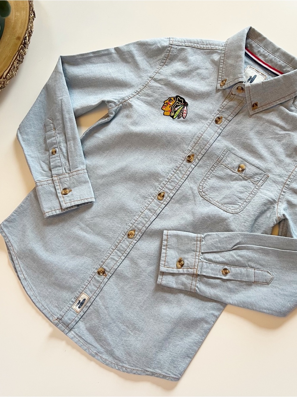 Johnnie-O Chicago Blackhawks Hockey Blue Button Down Shirt | Size 8
